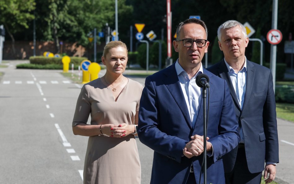 Dariusz Klimczak wystąpił na wspólnej konferencji z ministrą edukacji Barbara Nowacką i ministrem sp