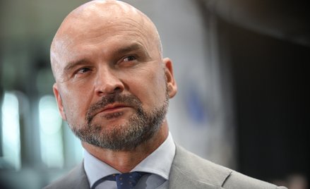 Walka z oszukańczymi reklamami tylko dla najbogatszych