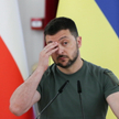 Przez walkę z korupcją partia Zełenskiego straci większość w parlamencie?