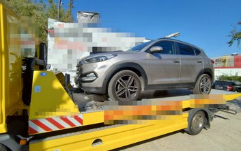 Policjanci ustalili, że jest to samochód pochodzący z Niemiec i to tam został skradziony.