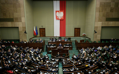 Sejm uchwalił: zakaz importu węgla z Rosji i zamrożenie majątków