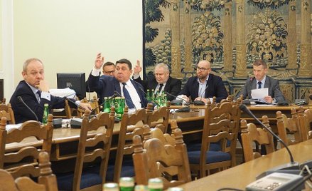 Projektodawcą poprawek korzystnych dla branży był poseł Grzegorz Janik (w środku).