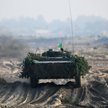 Bojowy wóz piechoty w czasie ćwiczeń na poligonie Nowa Dęba