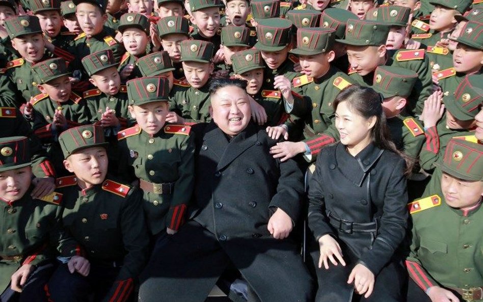 Korea Płn.: Armia kradnie kukurydzę. Bo wojna