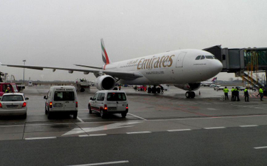 Airbus należący do Emirates na Okęciu