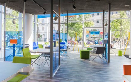 Od ponad roku specyficzne placówki, tzw. huby, prowadzi też Idea Bank. Drobni przedsiębiorcy, na któ