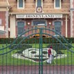 Disneyland znów zaprasza zwiedzających. Po ponad roku zamknięcia