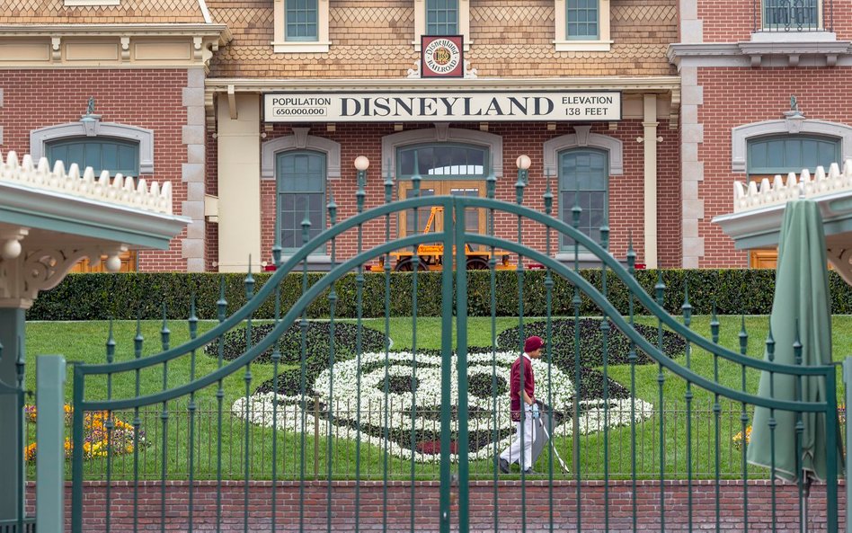 Disneyland znów zaprasza zwiedzających. Po ponad roku zamknięcia