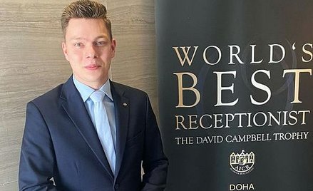 Ceremonia wręczenia nagrody na Najlepszego Recepcjonistę Świata, przyznawanej przez międzynarodowe s