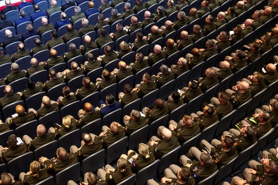 Amerykańscy oficerowie w bazie Quantico w Wirginii