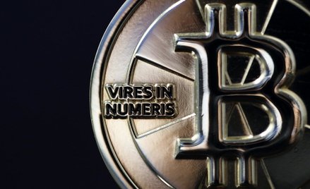Analitycy: Cena bitcoina w przyszłym roku może być sześciocyfrowa