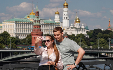 Kreml wprowadził obowiązkową dla rosyjskich eksporterów odsprzedaż walut „wrogich krajów” na krajowy