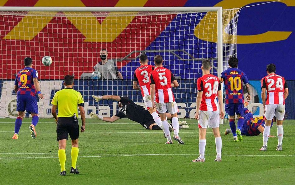 La LIga: Rakitić daje cenne punkty Barcelonie