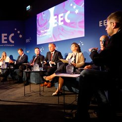 Strukturę społeczną i gospodarkę Polski trzeba dostosować do nowych realiów demograficznych – podkre