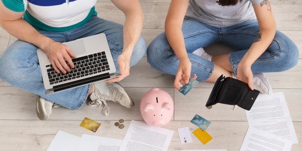 Prof. Rzońca: Polish households at risk of debt spiral