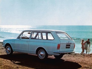 Była też dostępna w wersji Wagon, czyli jako dwudrzwiowe kombi.
