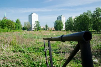Teren stadionu dawnego Robotniczego Klubu Sportowego "Sarmata" od dawna popada w ruinę