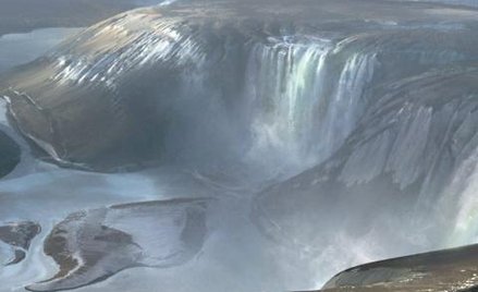 Milion metrów sześciennych wody wlało się do pradoliny La Manche