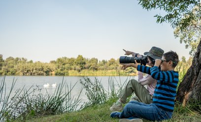 Pokolenie Z odkryło birdwatching. To hobby zyskuje tysiące nowych zwolenników