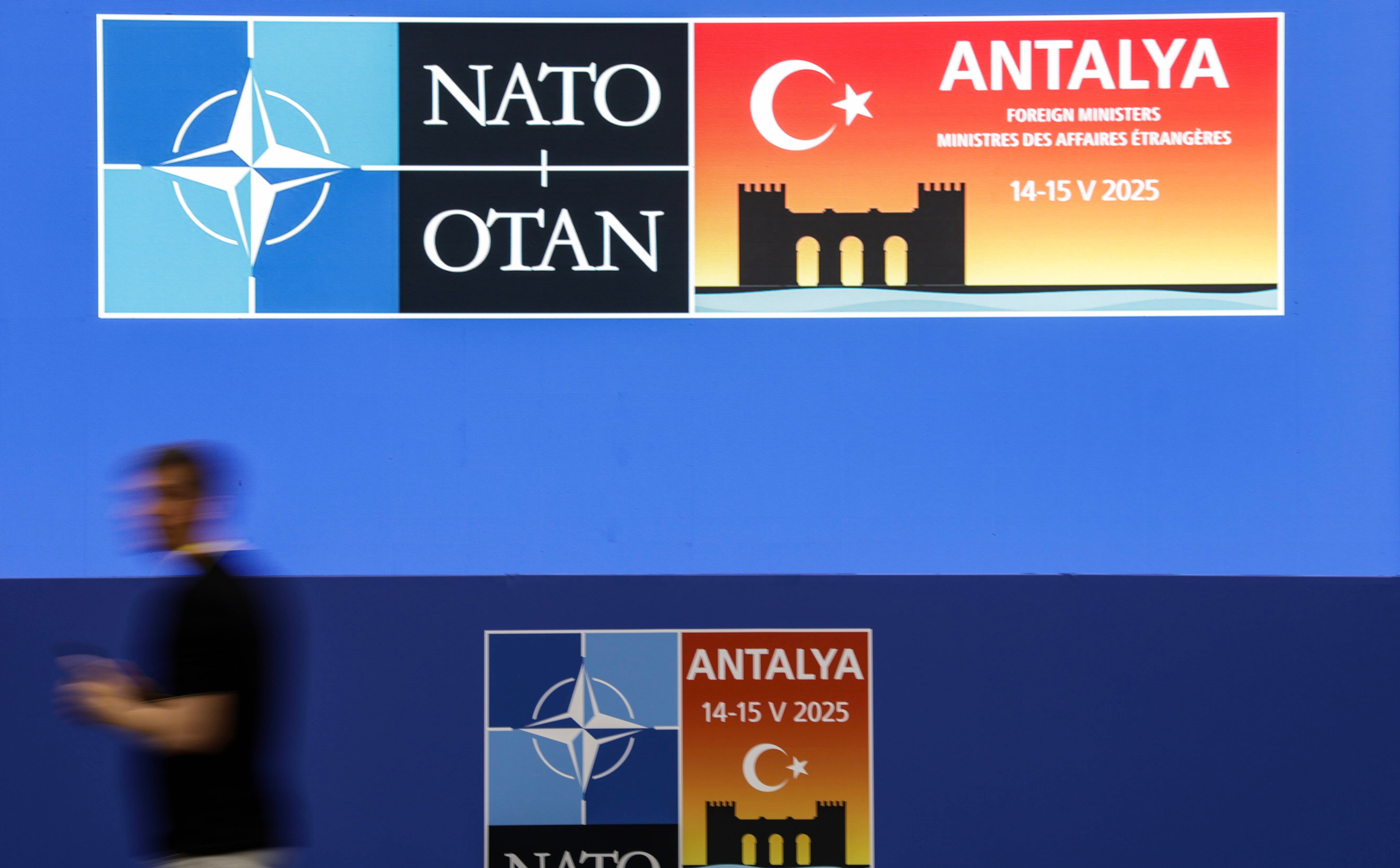 Wyścig zbrojeń: NATO zdławi Rosję