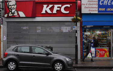 Brytyjskie lokale KFC nadal zamknięte. DHL obiecuje "rychłe" dostawy