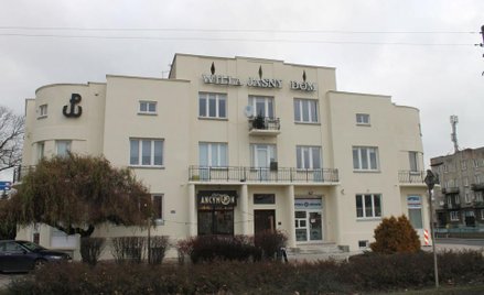Kamienica przy ul. Świerszcza 2 w Warszawie