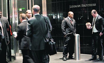 Legendarny bank inwestycyjny Lehman Brothers złożył wniosek o upadłość 15 września 2008 r. Prezes Re