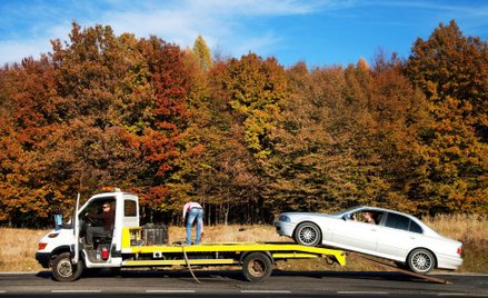 Autocasco z nieuczciwymi warunkami. Rzecznik Finansowy pozywa Uniqa TU