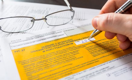 Polski Ład: matka może rozliczyć PIT wspólnie z córką, która jest mężatką