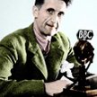George Orwell przed mikrofonami Radia BBC, 1943 r.