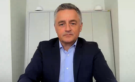 Gościem Dariusza Wieczorka w programie „Prosto z parkietu” był Krzysztof Zoła, dyrektor finansowy i 