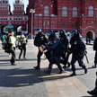 Policja rozpędza antywojenną demonstracje w Moskwie