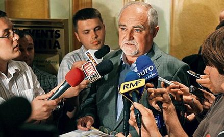 Zbigniew Koźmiński, rzecznik prasowy PZPN i członek rady nadzorczej Ekstraklasy SA, zapewniał, że li