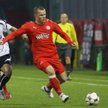 Darvydas Sernas - strzelec bramki, która dała Widzewowi kolejne zwycięstwo