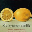 Przy cytrynowym stoliku