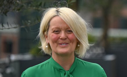 Szefowa banku rezygnuje po awanturze o konto Nigela Farage’a