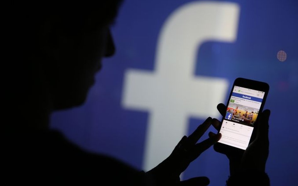 Facebook kupuje hasła na czarnym rynku