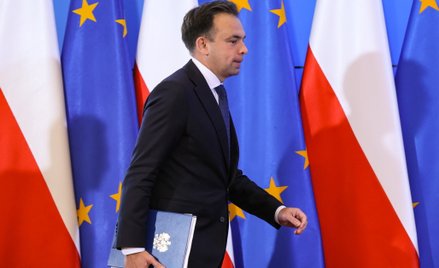 Dług coraz bliżej progu ostrożnościowego. MF widzi ryzyko już w 2028 r.