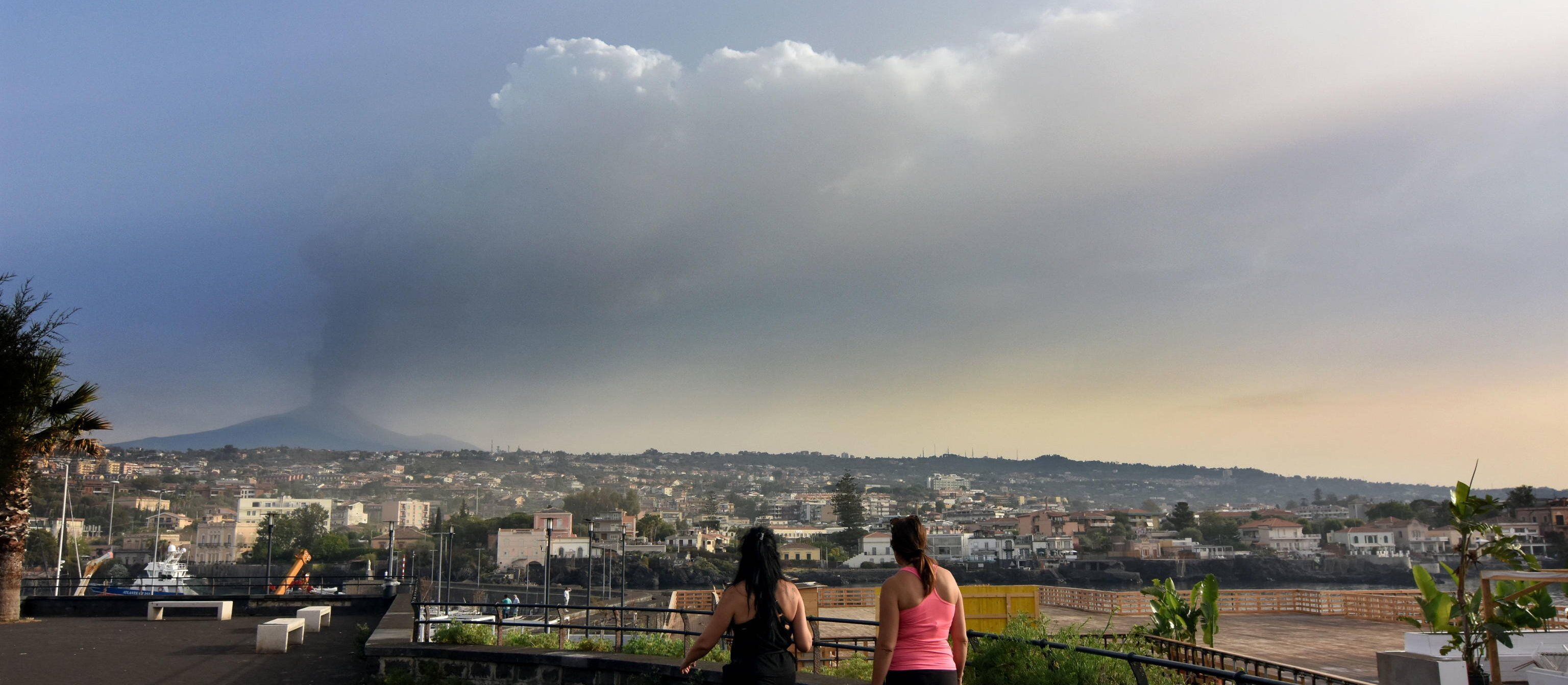 Na Etnę tylko z biletem. choćby burmistrz oburzony