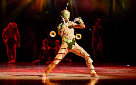 Kanadyjski cyrk nowego typu zbudował swoją legendę, odrzucając tresurę zwierząt i całkowicie koncent