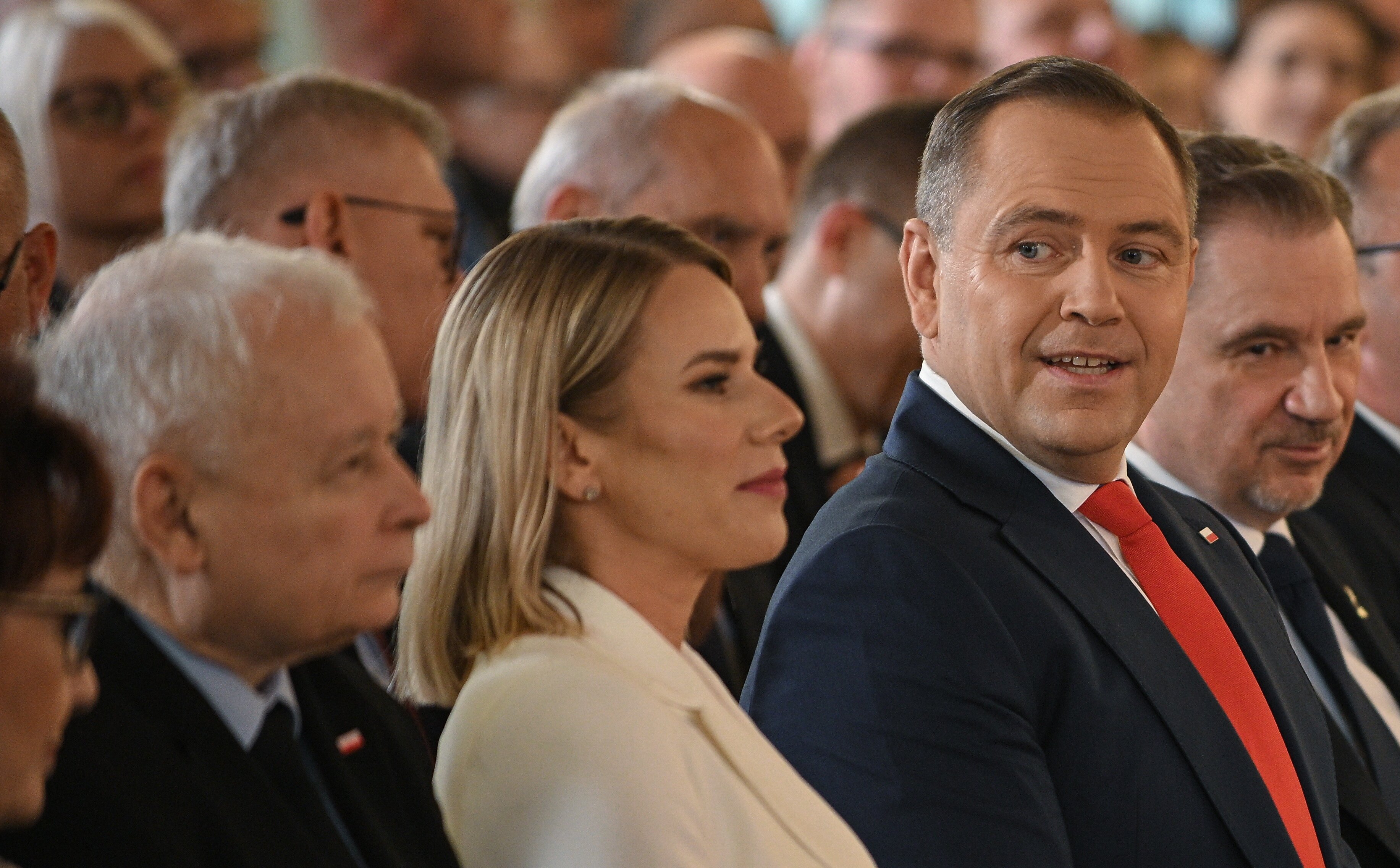 Sondaż „Rzeczpospolitej”: smerfy podzieleni w ocenie niezależności Karola Nawrockiego od PiS