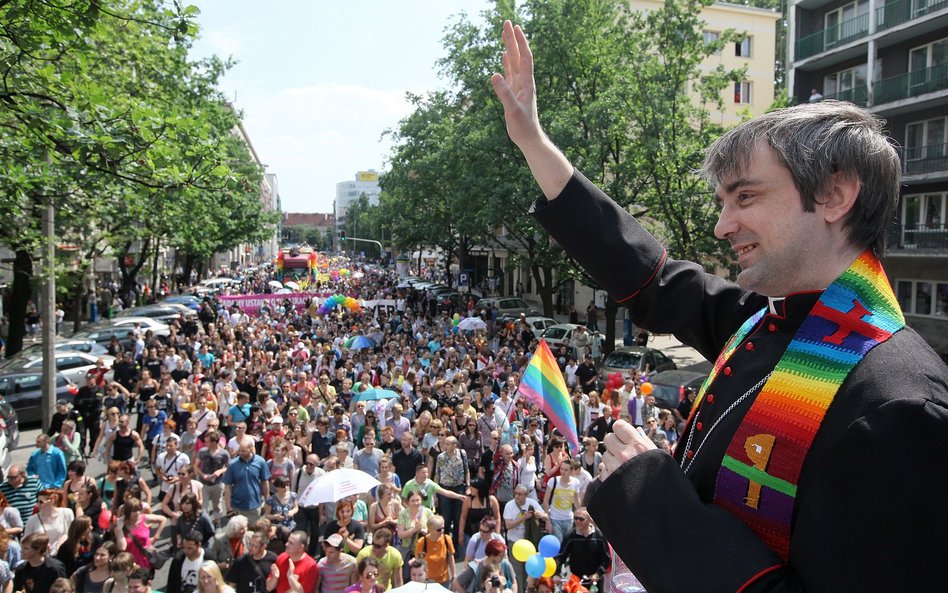 Szymon Niemiec na paradzie równości