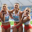 Małgorzata Hołub-Kowalik (z prawej) kończy karierę, ale w sztafecie 4x400 metrów ma młode następczyn