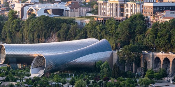 Słynna sala koncertowa do wyburzenia. Miała być symbolem miasta, nie została otwarta