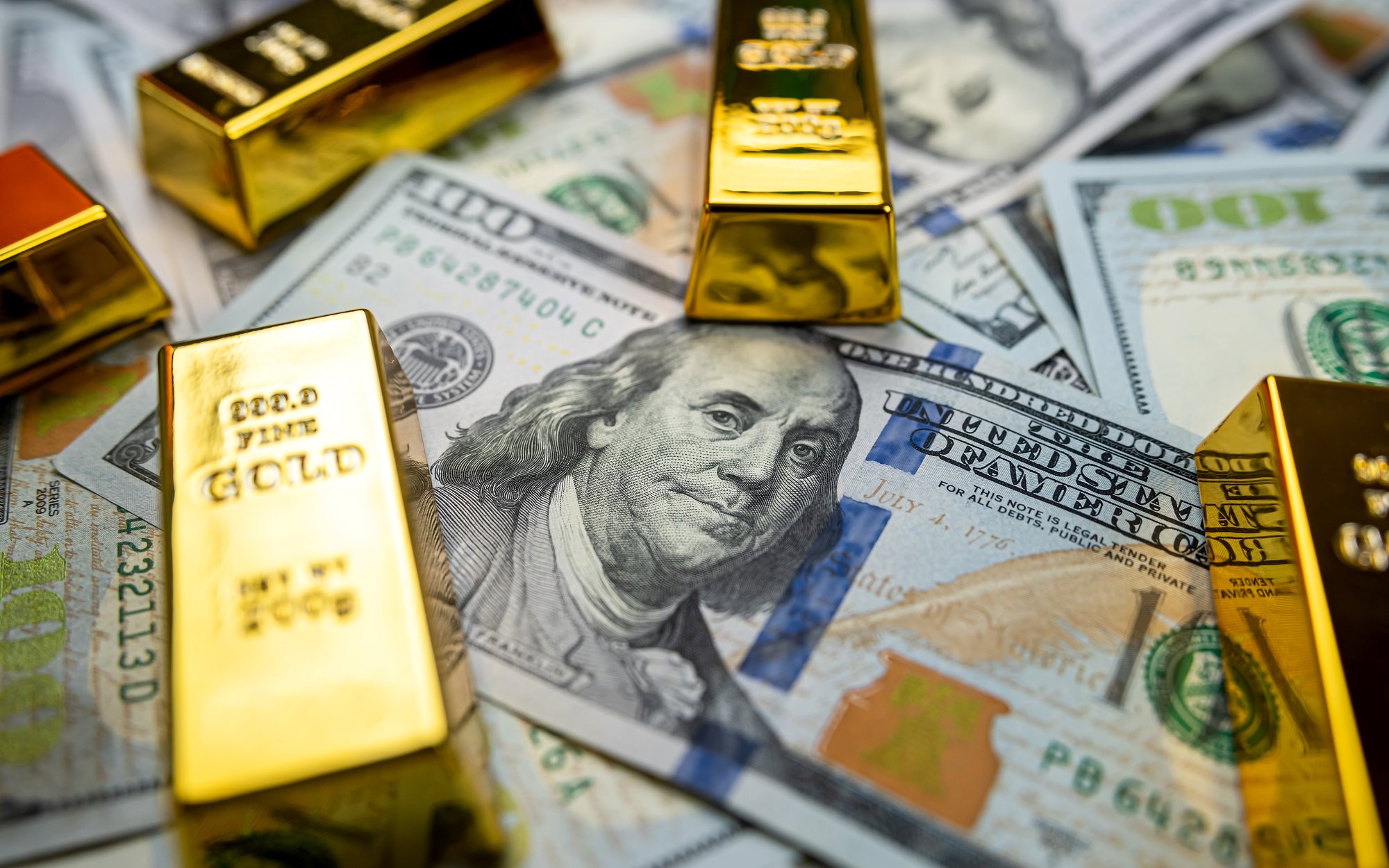 Nowy rekord cen złota – już powyżej 3500 dolarów za uncję