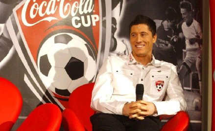 Robert Lewandowski jest najwyżej wycenianym polskim zawodnikiem, zarówno marketingowo, jak i co do w