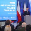 Koordynator służb specjalnych Tomasz Siemoniak na konferencji "Jak skutecznie walczyć z korupcją?" w