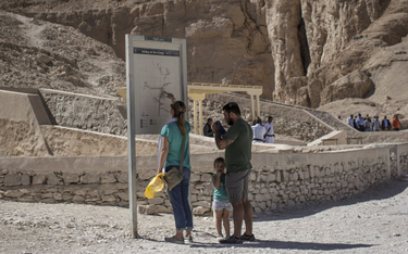 W Egipcie automaty zastępują ludzi. Koniec z biletami wstępu za gotówkę