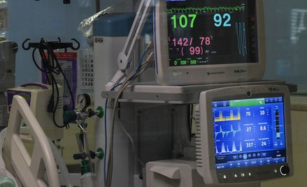 757 zajętych respiratorów, rośnie liczba pacjentów z COVID-19