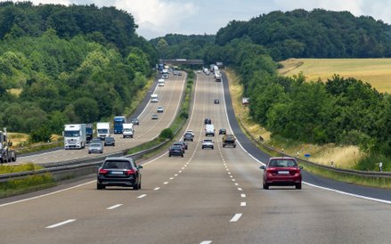 Do przedsiębiorców wysyłane są wezwania do przedstawienia ewidencji przebiegu pojazdu i są porównywa